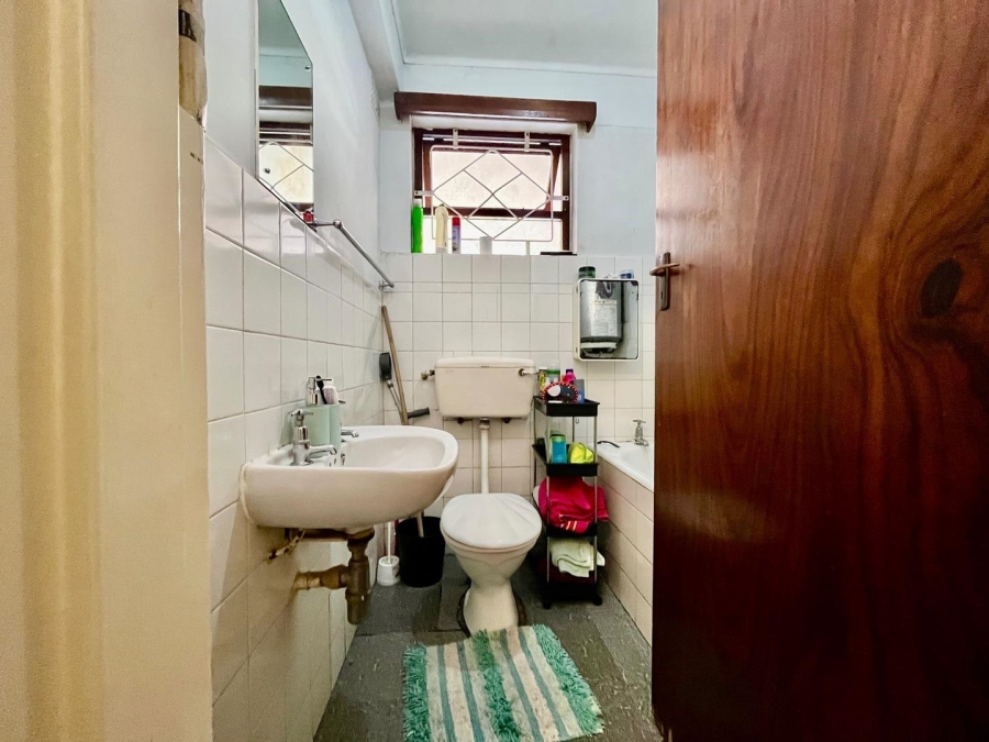 1 Bedroom Property for Sale in Wynberg Western Cape